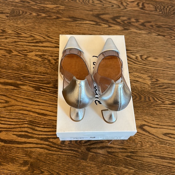 Lintervalle Silver PVC Pumps - Picture 4 of 4